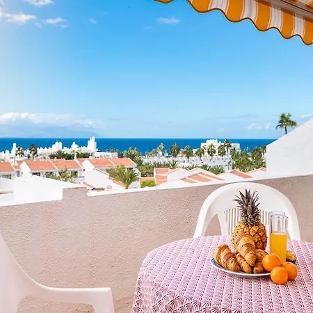 Cerca Playa San Eugenio Apartamento