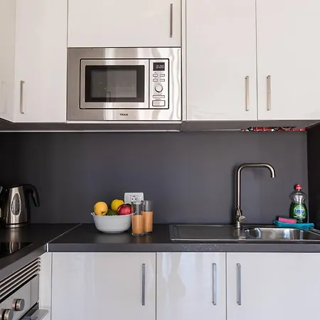 Cerca Playa San Eugenio أذيخي