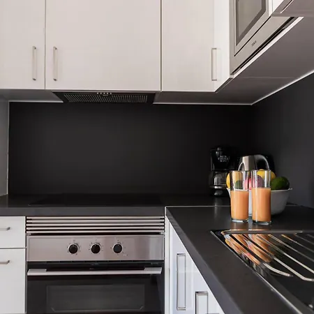 Cerca Playa San Eugenio شقة